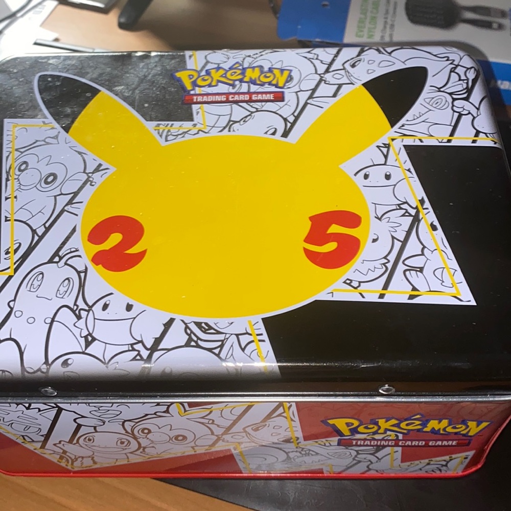 Pokémon Box (Celebrations, No Cards)